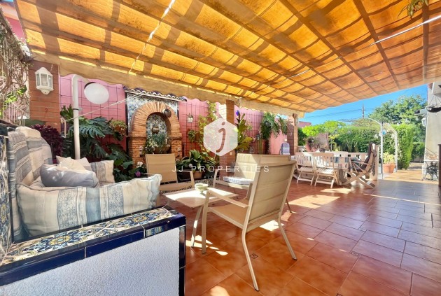 Resale - Villa -
Torrevieja - Los Balcones - Los Altos del Edén