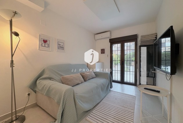 Resale - Chalet -
Orihuela Costa - Costa Blanca