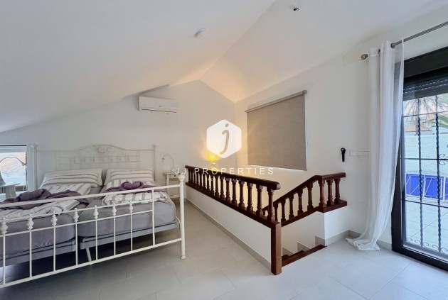 Resale - Chalet -
Orihuela Costa - Costa Blanca