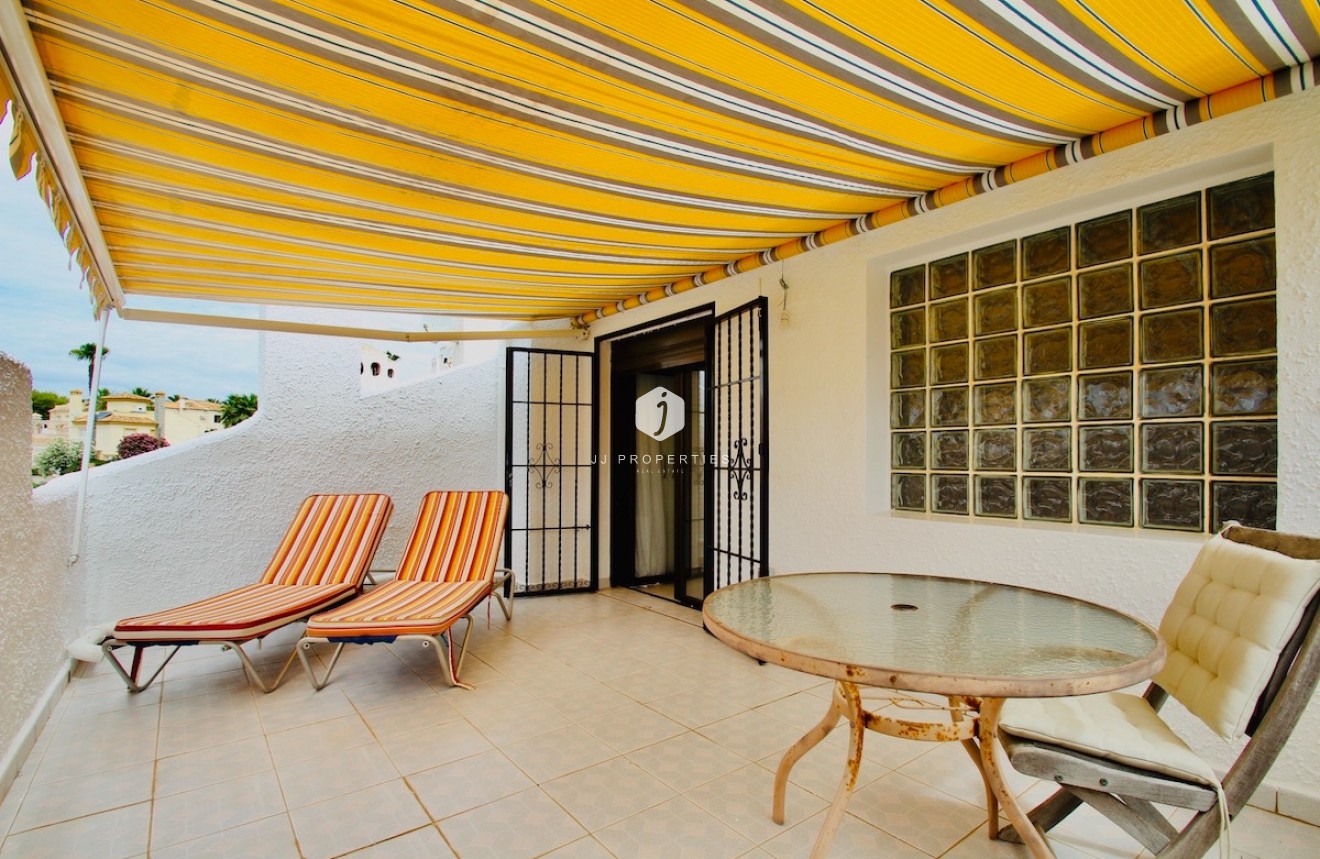 Resale - Chalet -
Orihuela Costa - Costa Blanca