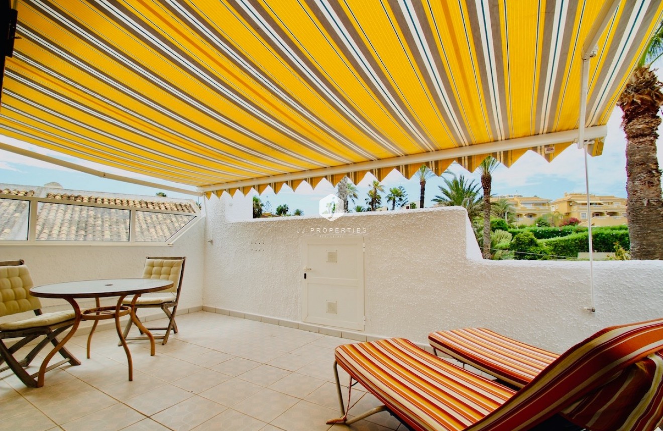 Resale - Chalet -
Orihuela Costa - Costa Blanca