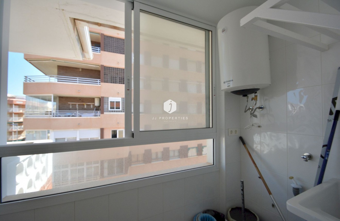D'occasion - Appartement -
Torrevieja - Costa Blanca