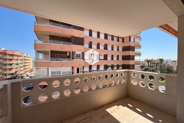 D'occasion - Appartement -
Torrevieja - Costa Blanca