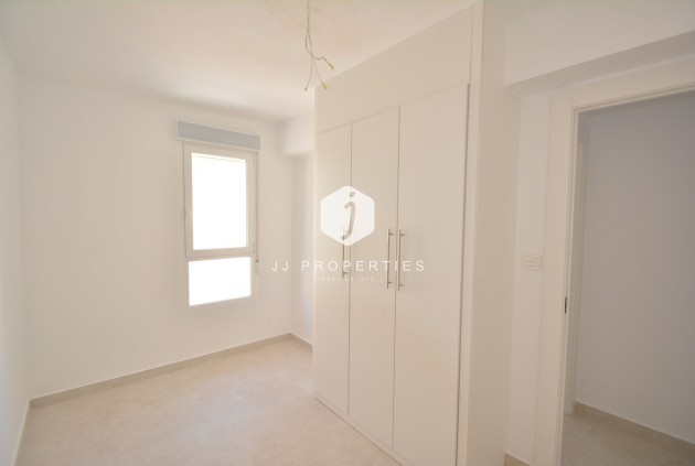 D'occasion - Appartement -
Torrevieja - Costa Blanca