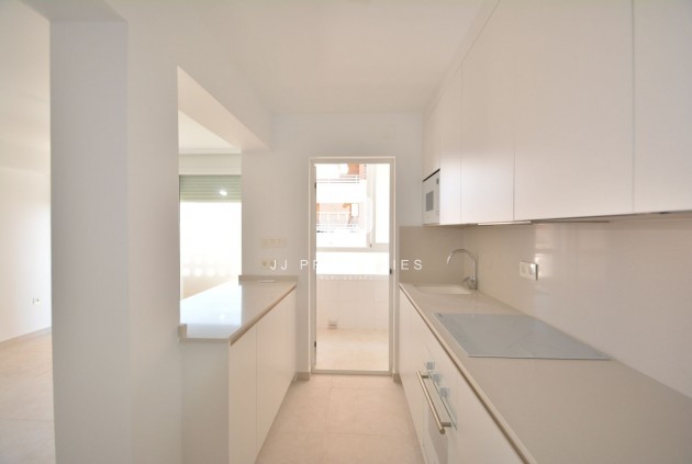 D'occasion - Appartement -
Torrevieja - Costa Blanca