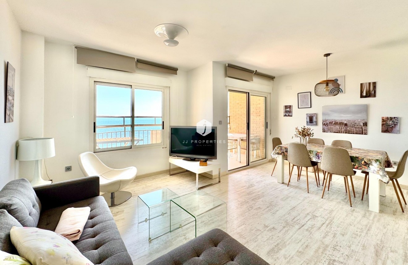 Resale - Apartment / flat -
Torrevieja - Estacion de autobuses