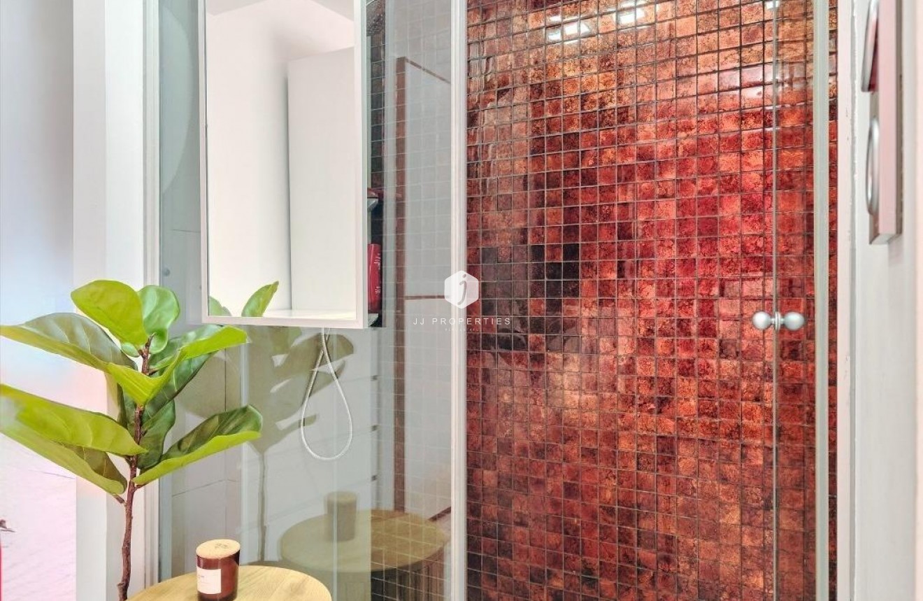 Resale - Apartment / flat -
Torrevieja - Estacion de autobuses