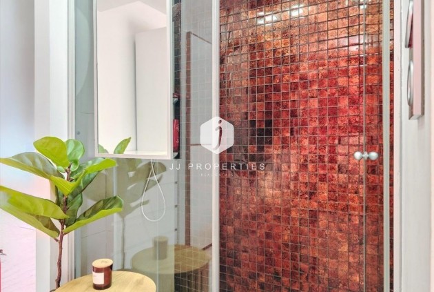 Resale - Apartment / flat -
Torrevieja - Estacion de autobuses