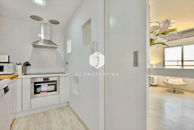 Resale - Apartment / flat -
Torrevieja - Estacion de autobuses