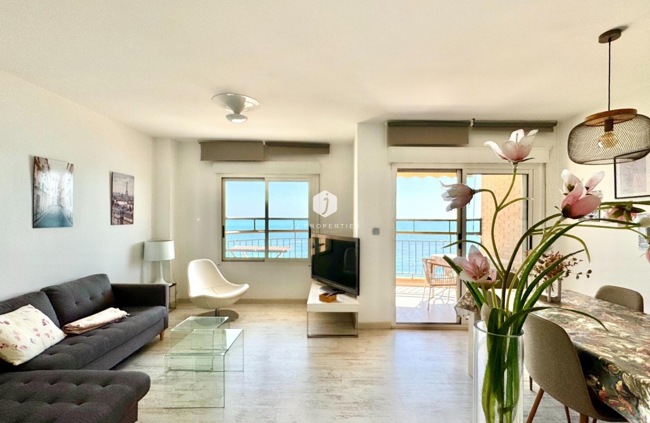 Resale - Apartment / flat -
Torrevieja - Estacion de autobuses