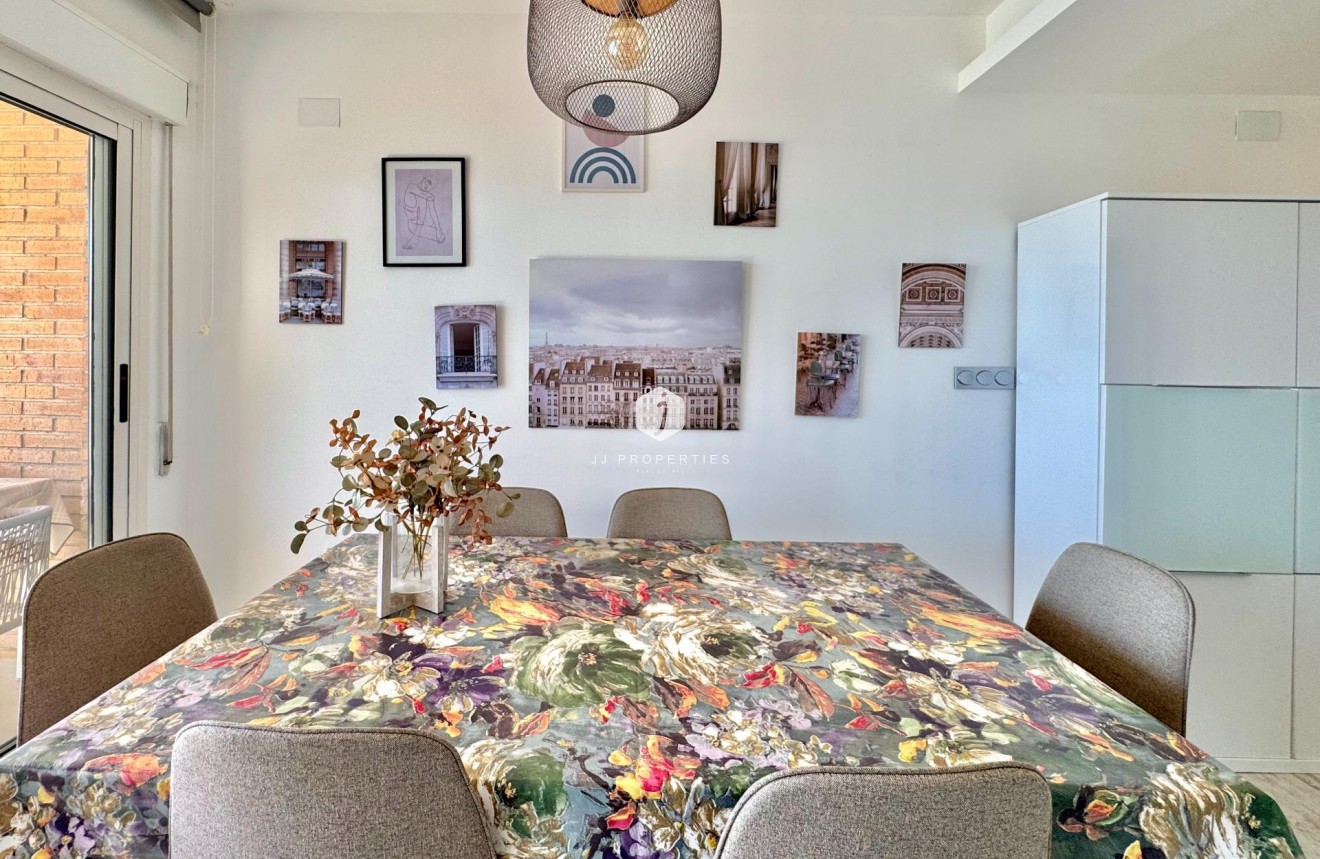 Resale - Apartment / flat -
Torrevieja - Estacion de autobuses