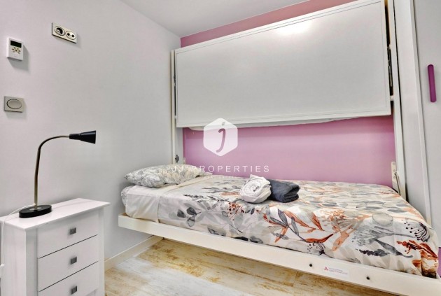 Resale - Apartment / flat -
Torrevieja - Estacion de autobuses