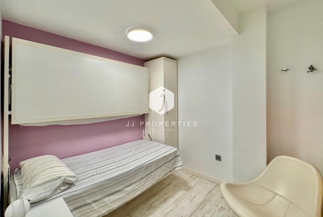 Resale - Apartment / flat -
Torrevieja - Estacion de autobuses