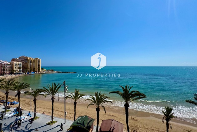 Resale - Apartment / flat -
Torrevieja - Estacion de autobuses