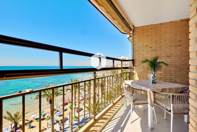 Resale - Apartment / flat -
Torrevieja - Estacion de autobuses