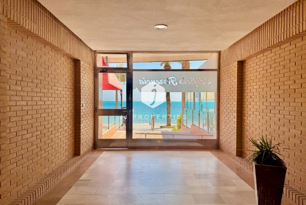 Resale - Apartment / flat -
Torrevieja - Estacion de autobuses