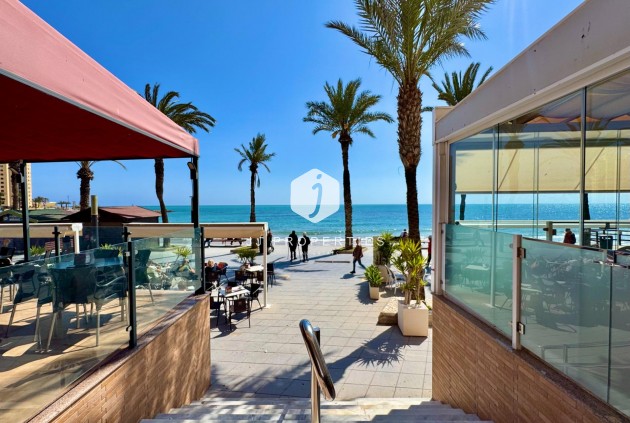 Resale - Apartment / flat -
Torrevieja - Estacion de autobuses