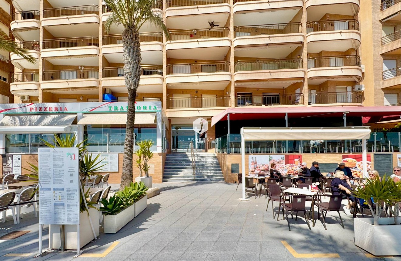 Resale - Apartment / flat -
Torrevieja - Estacion de autobuses