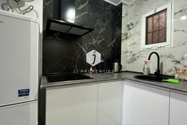 Resale - Apartment / flat -
Torrevieja