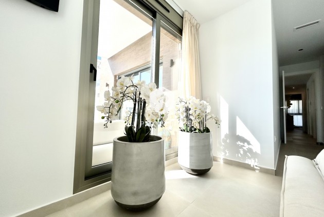 Resale - Villa -
San Miguel de Salinas - Inland