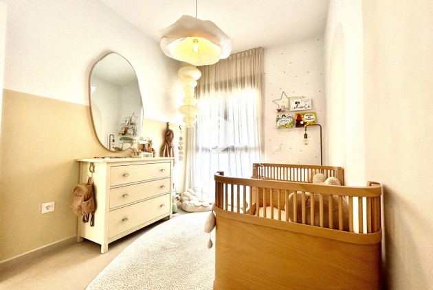 Resale - Villa -
San Miguel de Salinas - Inland