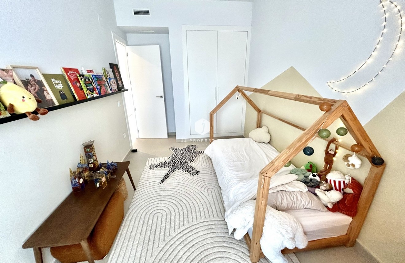 Resale - Villa -
San Miguel de Salinas - Inland