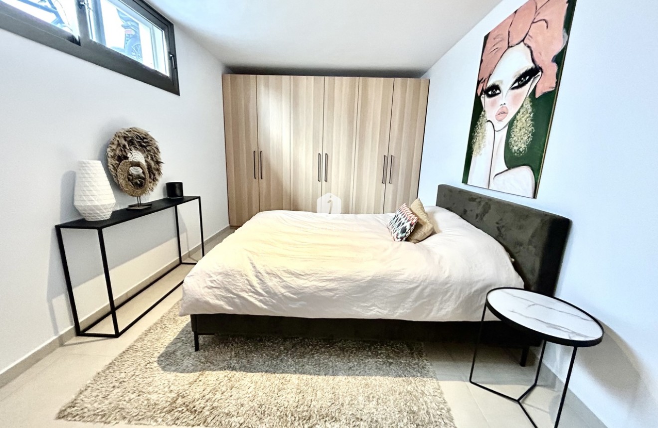 Resale - Villa -
San Miguel de Salinas - Inland