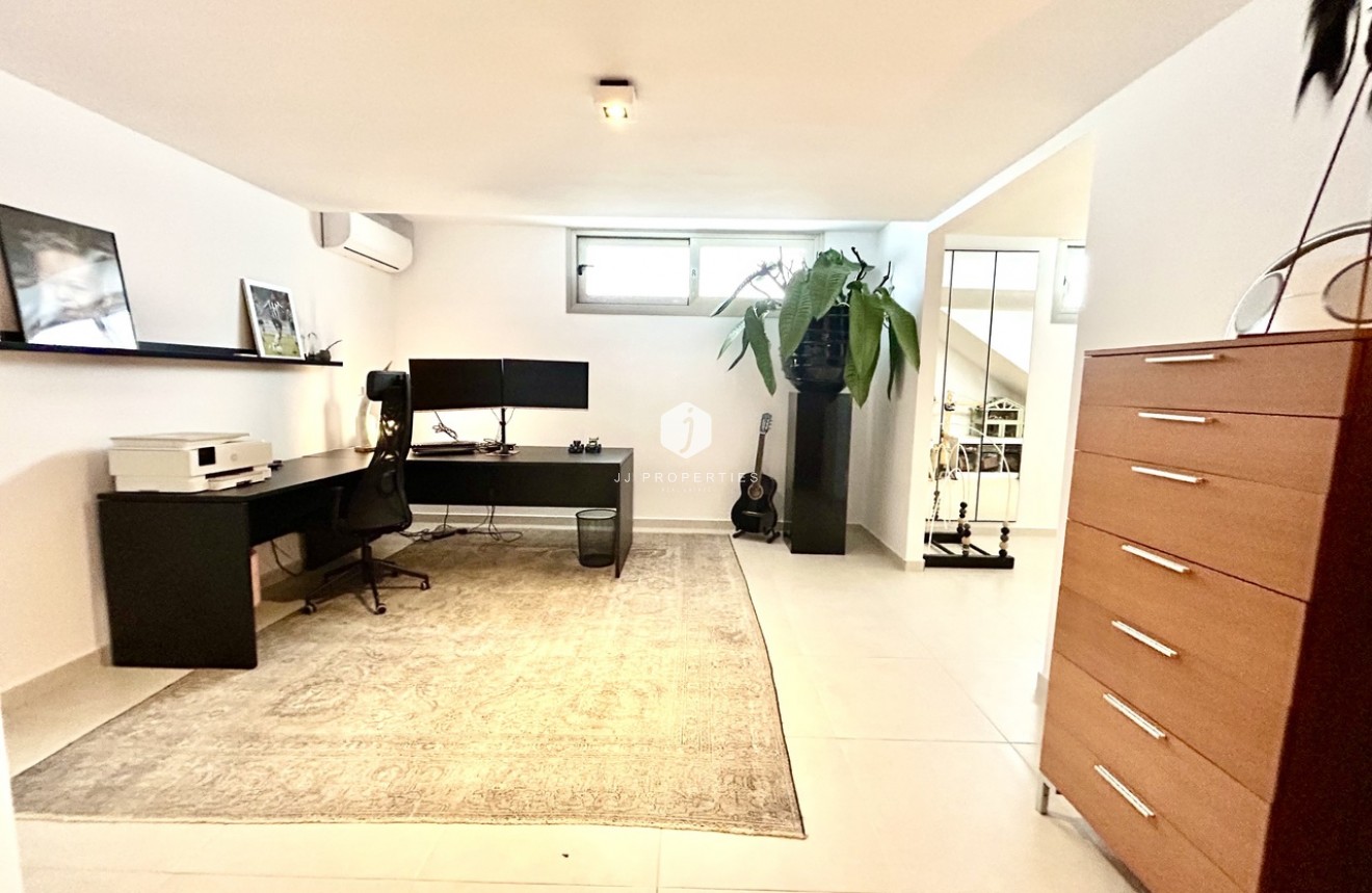 Resale - Villa -
San Miguel de Salinas - Inland