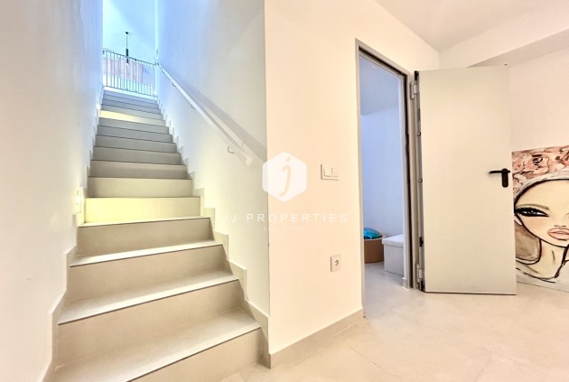 Resale - Villa -
San Miguel de Salinas - Inland