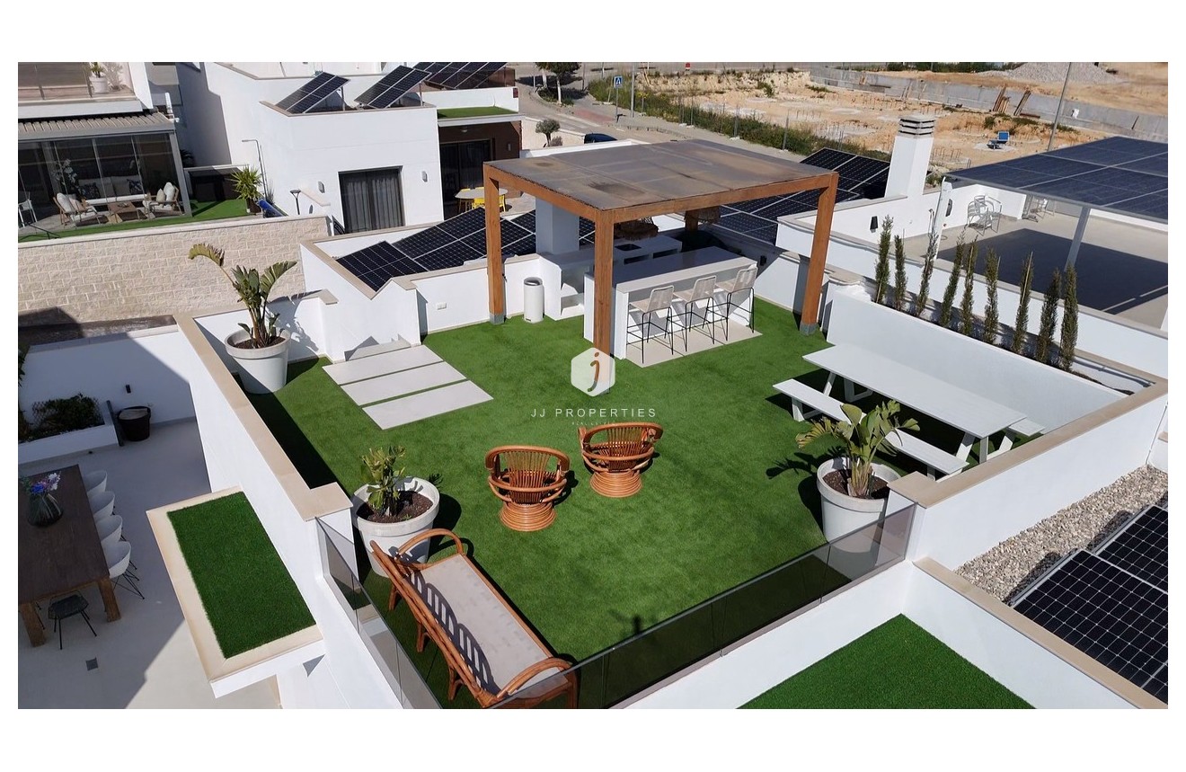 Resale - Villa -
San Miguel de Salinas - Inland