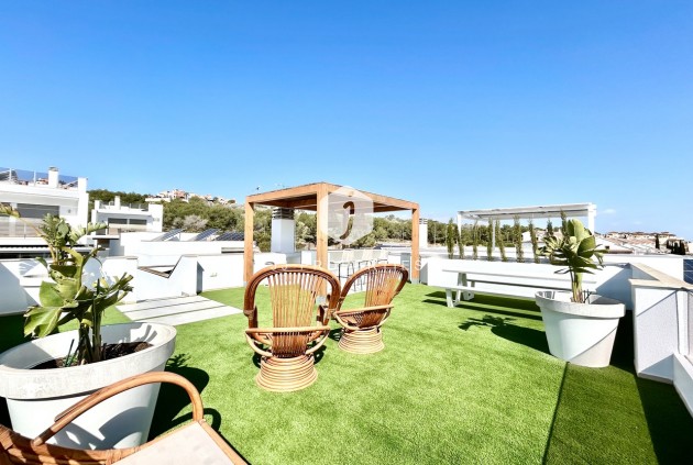 Resale - Villa -
San Miguel de Salinas - Inland