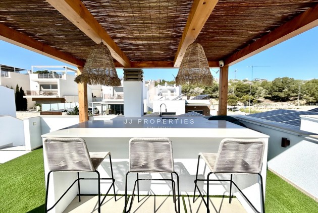 Resale - Villa -
San Miguel de Salinas - Inland