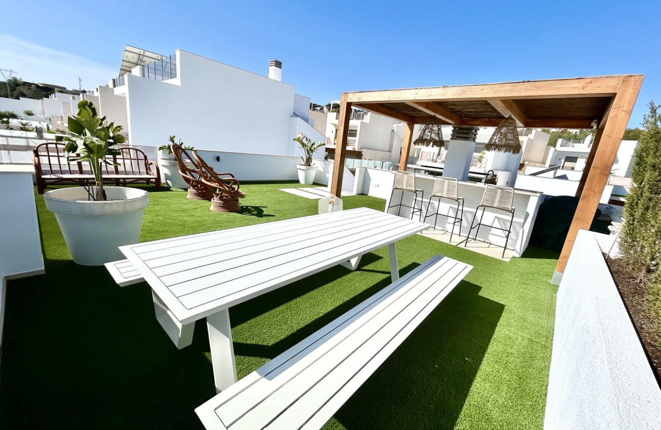 Resale - Villa -
San Miguel de Salinas - Inland