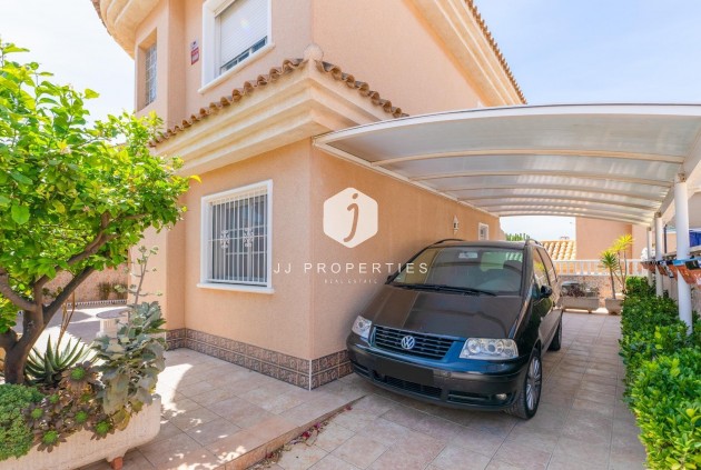 Segunda mano - Villa -
Torrevieja - Los Balcones - Los Altos del Edén