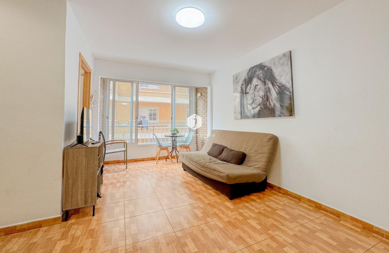 Resale - Apartment / flat -
Torrevieja - La Mata Pueblo