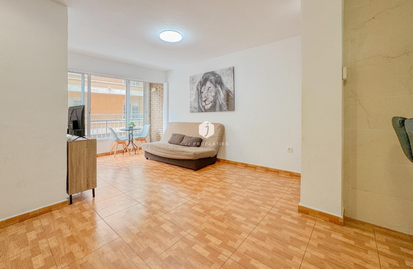 Resale - Apartment / flat -
Torrevieja - La Mata Pueblo