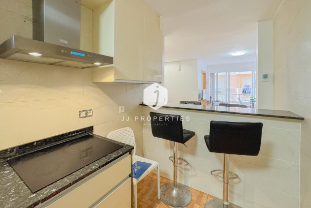 Resale - Apartment / flat -
Torrevieja - La Mata Pueblo