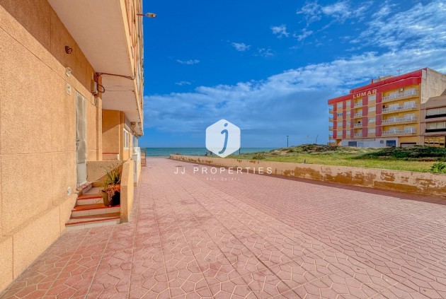 Resale - Apartment / flat -
Torrevieja - La Mata Pueblo