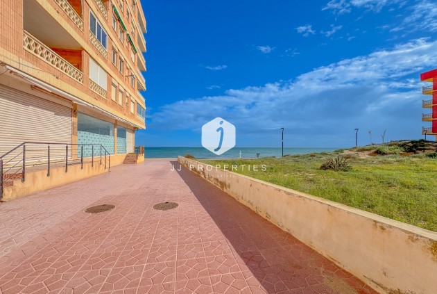 Resale - Apartment / flat -
Torrevieja - La Mata Pueblo