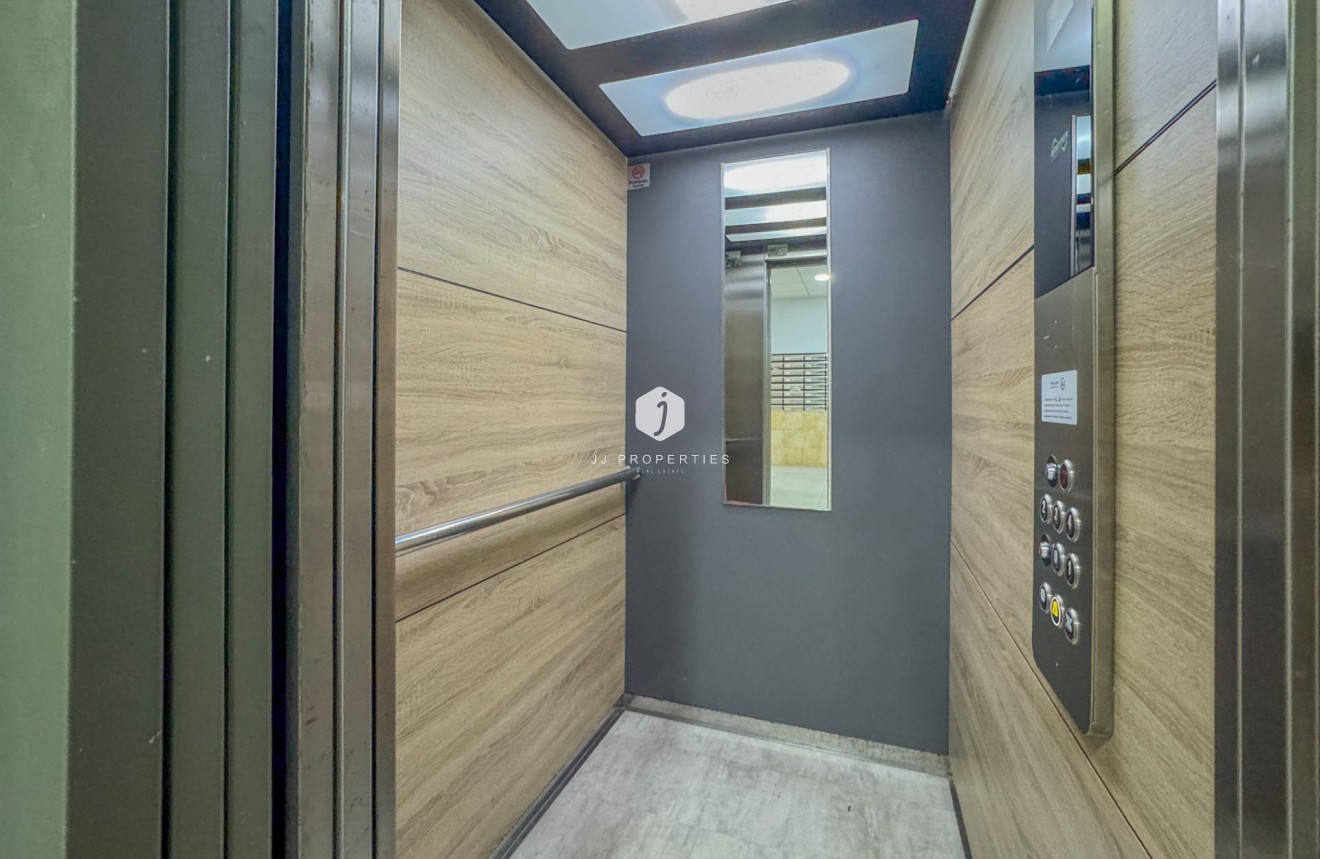 Resale - Apartment / flat -
Torrevieja - La Mata Pueblo