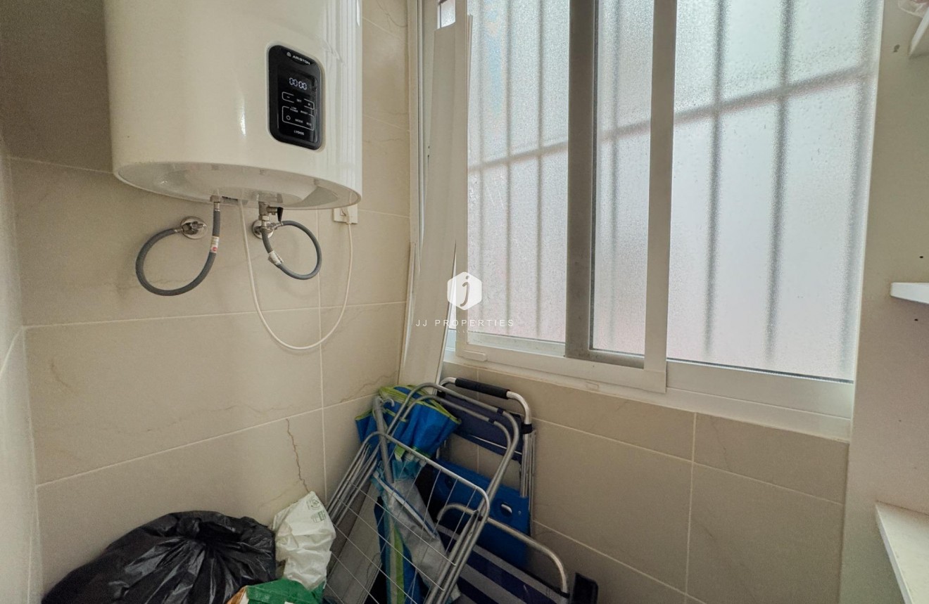 Resale - Apartment / flat -
Torrevieja - La Mata Pueblo