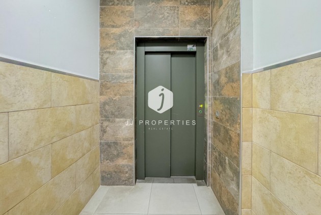 Resale - Apartment / flat -
Torrevieja - La Mata Pueblo