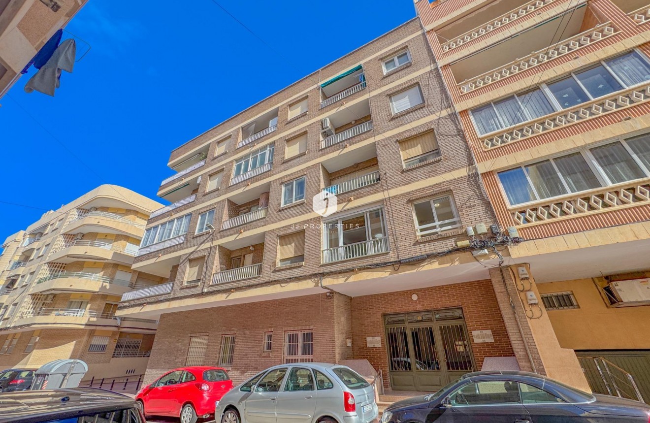 Resale - Apartment / flat -
Torrevieja - La Mata Pueblo