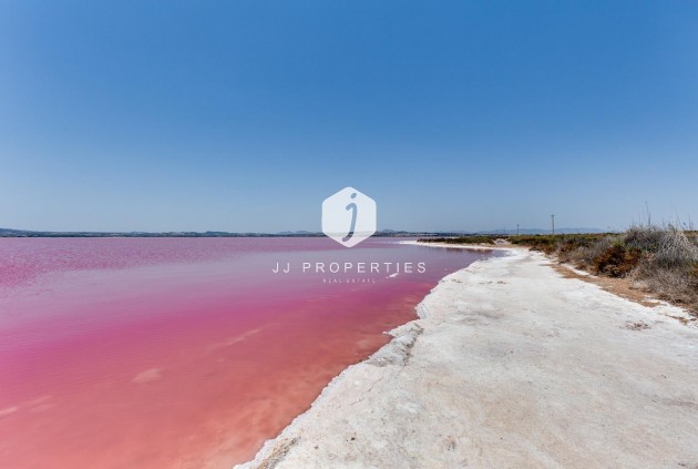 Z drugiej ręki - Mieszkanie w bloku -
Torrevieja - Parque las naciones