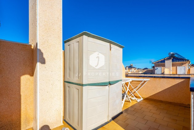 Resale - Chalet -
Orihuela Costa - La Regia