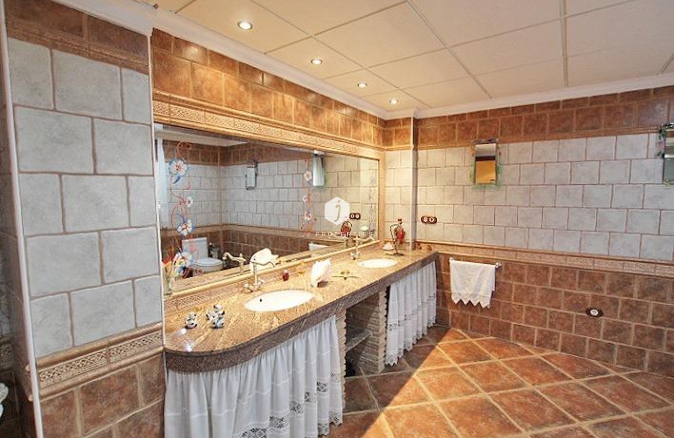 Z drugiej ręki - Villa -
Formentera del Segura - Formentera De Segura