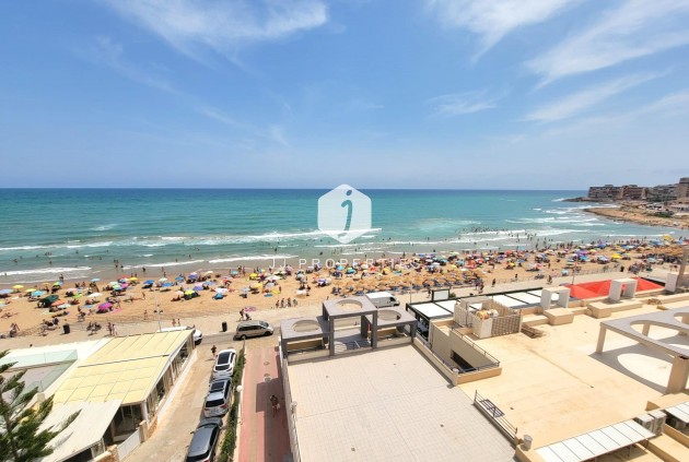 D'occasion - Attique -
Torrevieja - Playa De La Mata