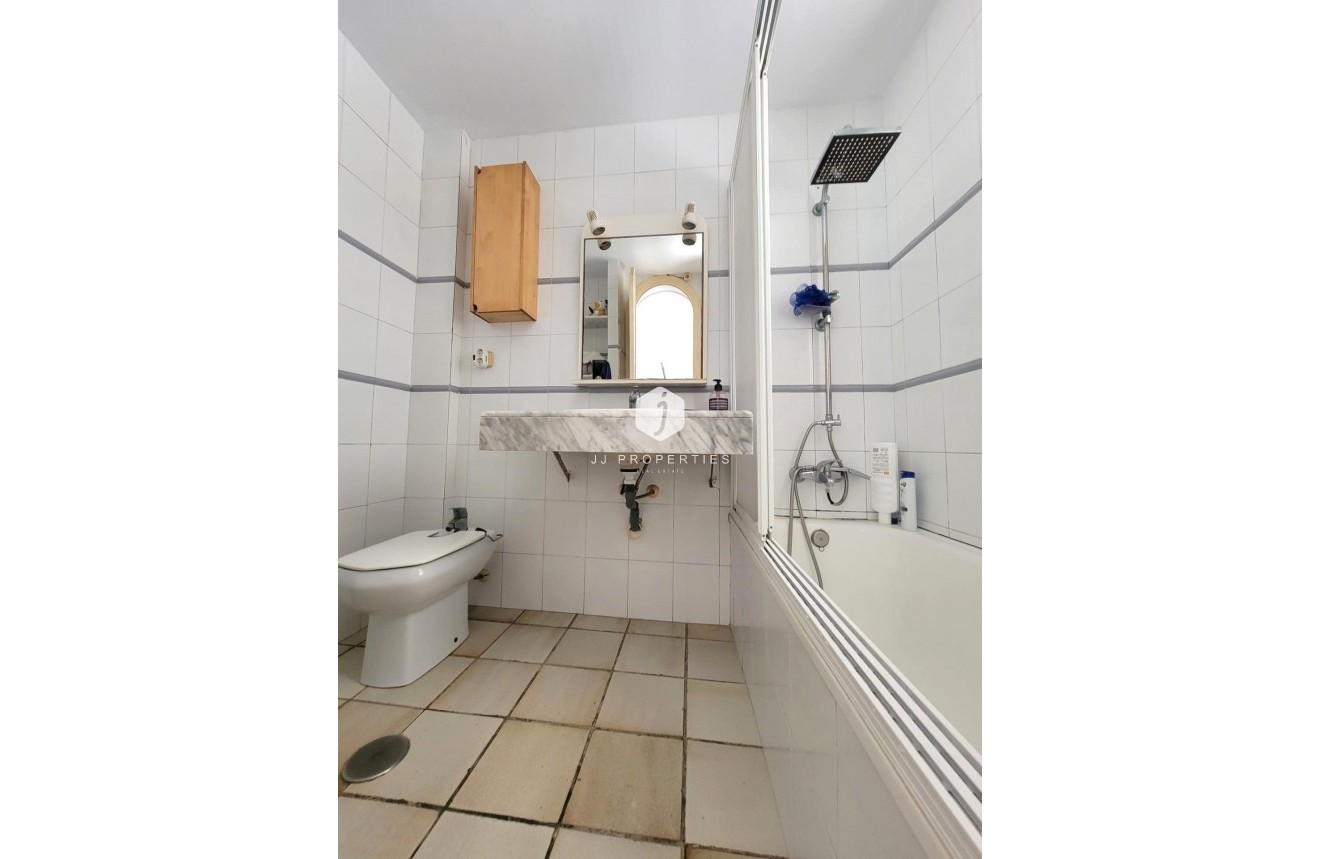 D'occasion - Attique -
Torrevieja - Playa De La Mata