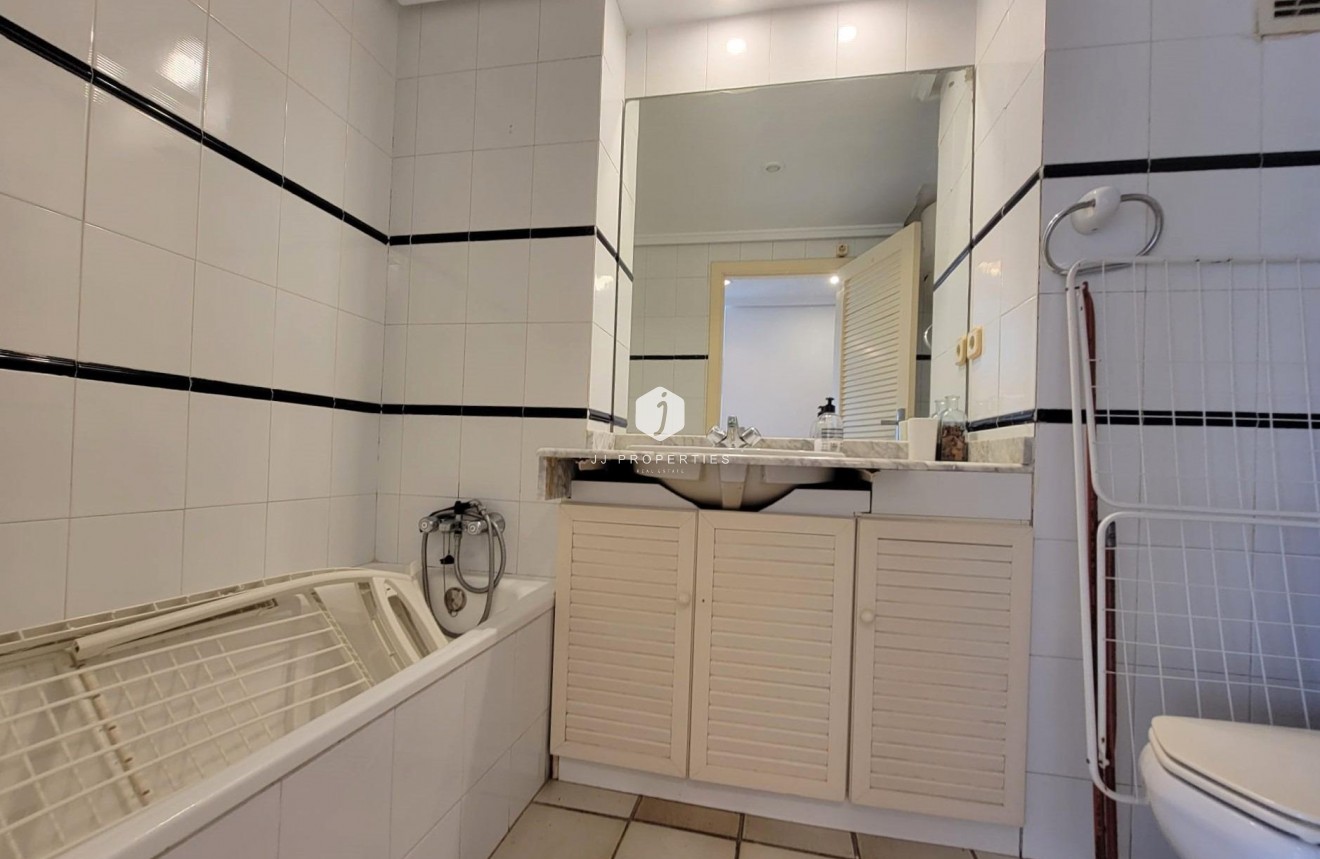 D'occasion - Attique -
Torrevieja - Playa De La Mata