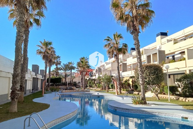 D'occasion - Attique -
Torrevieja - Playa De La Mata